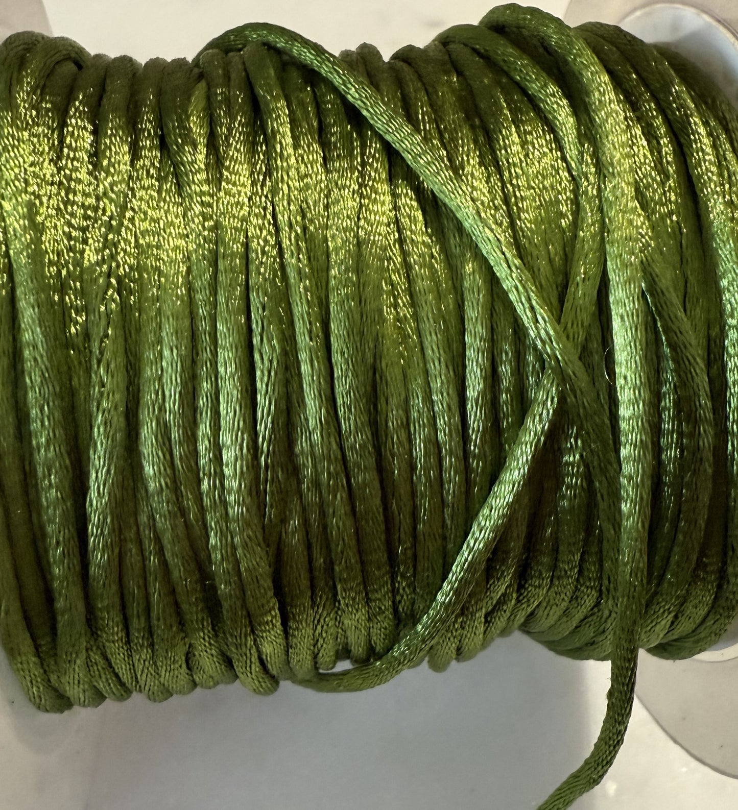 Satijnkoord groen ( prijs is per meter )