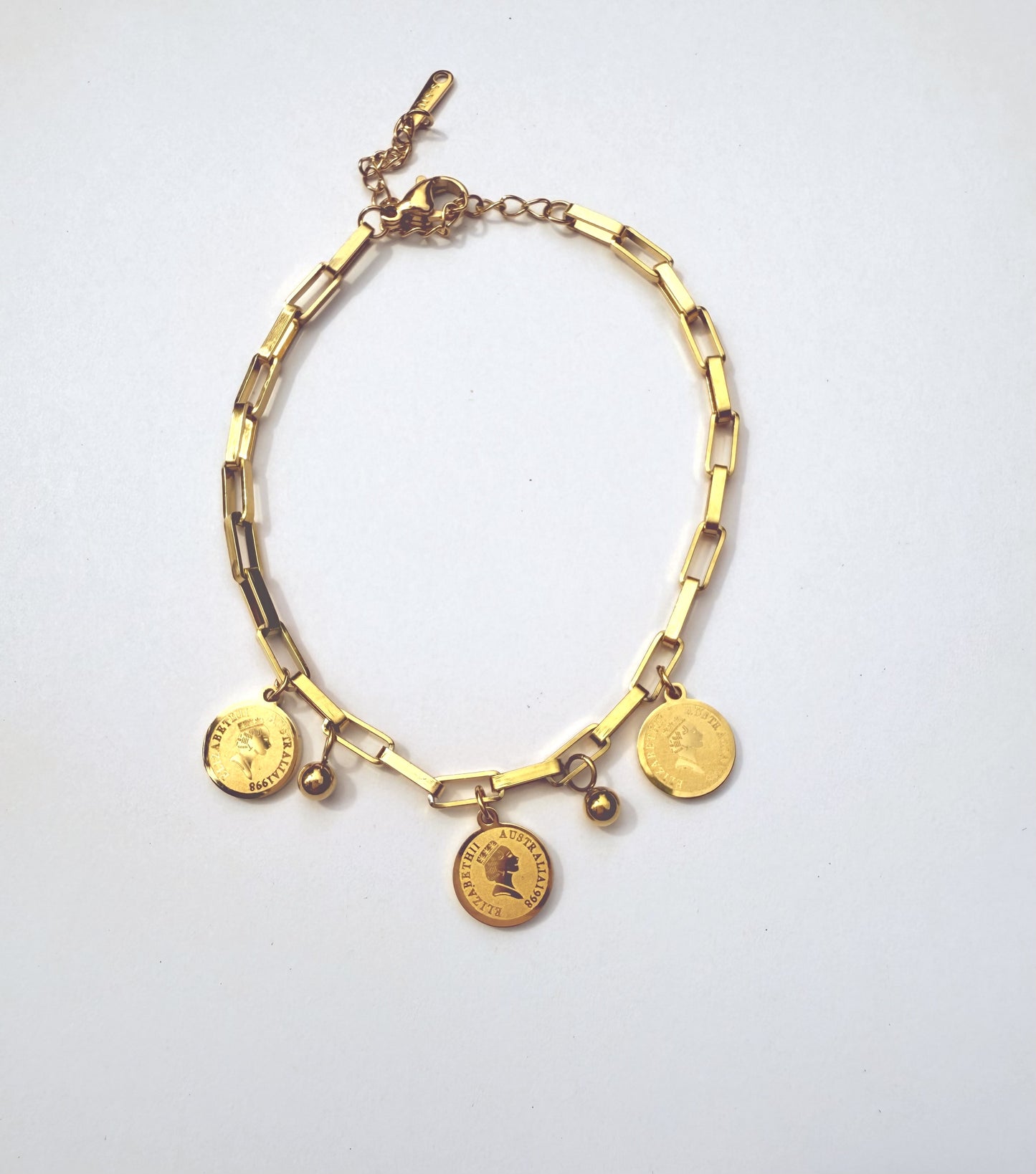 Elizabeth bracelet