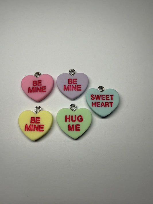 gekleurd hart met tekst Nr136a geel, b blauw, c groen, d paars