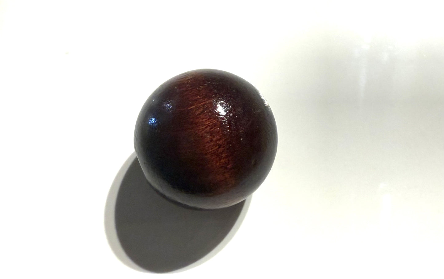 Bruin/rode houten kraal