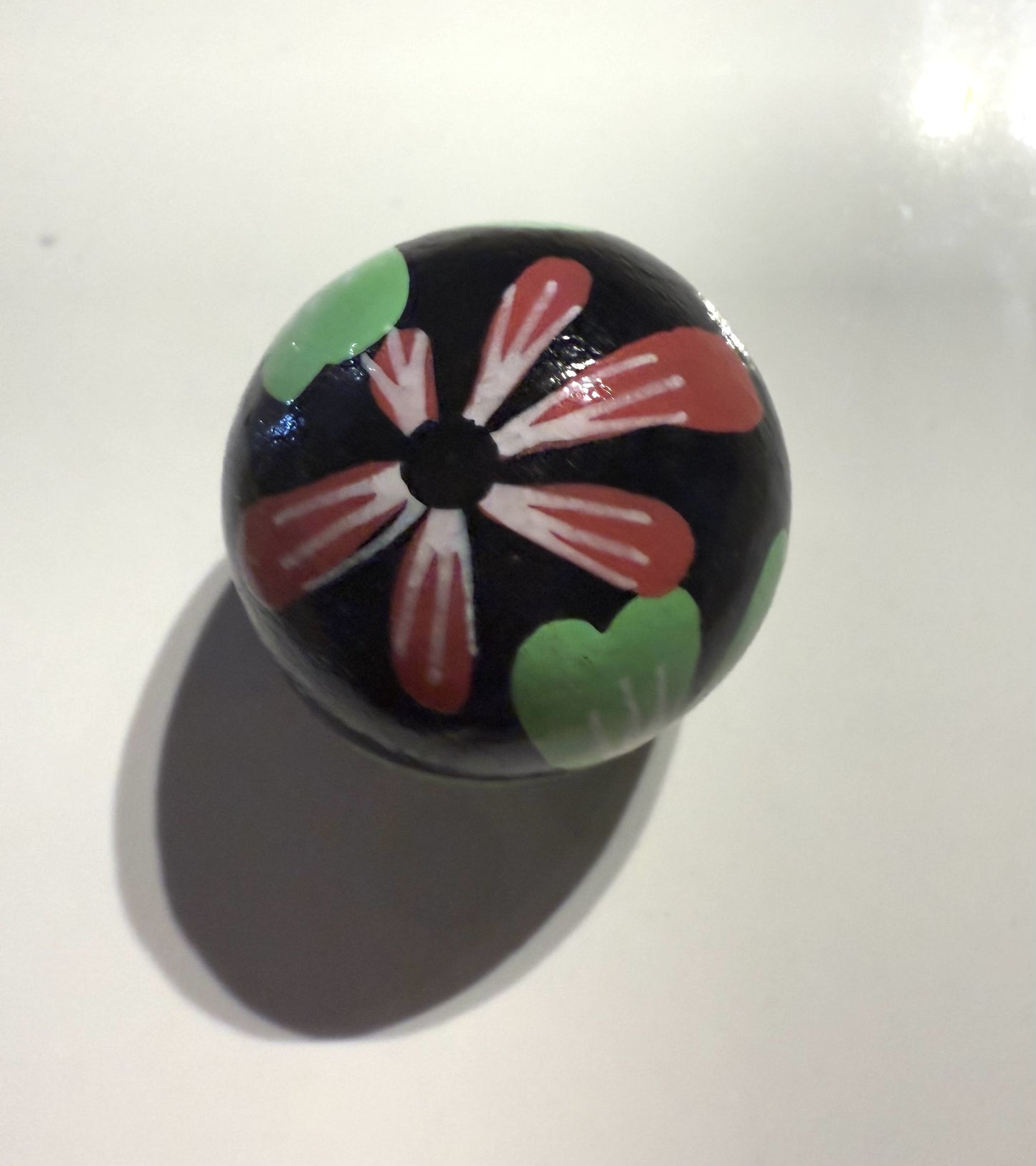 Geschilderde houten kraal