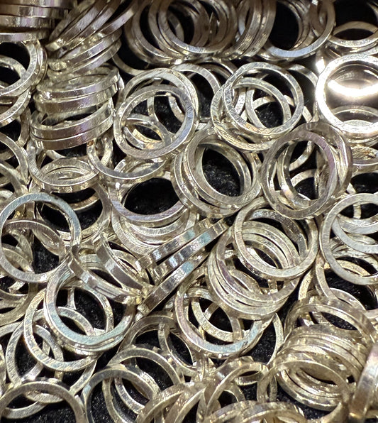 zilveren ringetje ( is dicht )