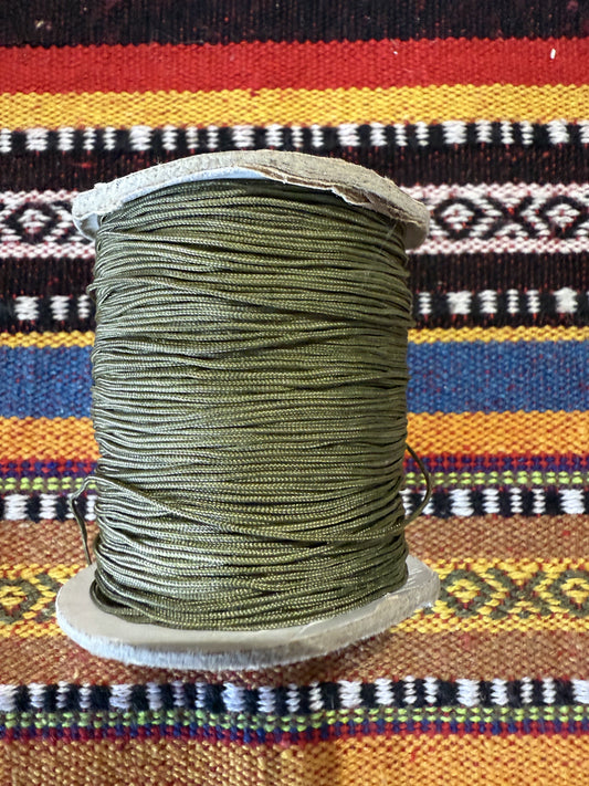 Macrame draad groen ( prijs is per meter )