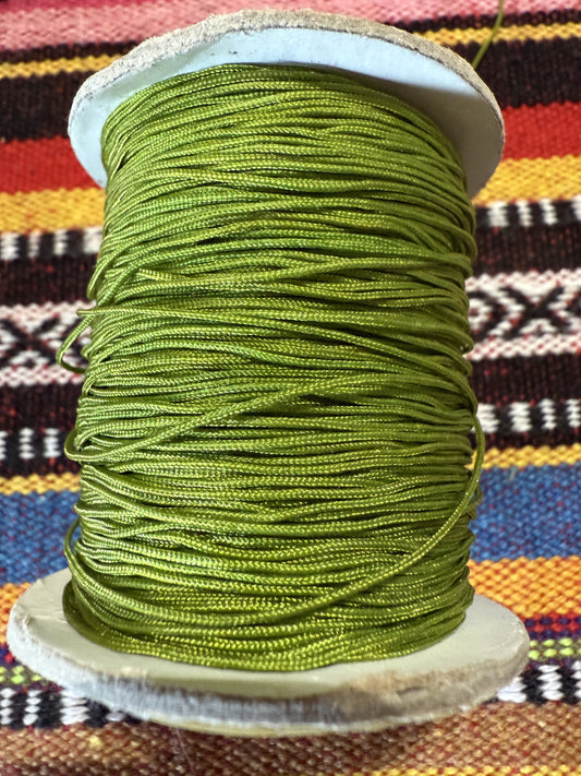Macrame draad groen ( prijs is per meter )